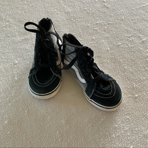 Vans Off the Wall Sneakers